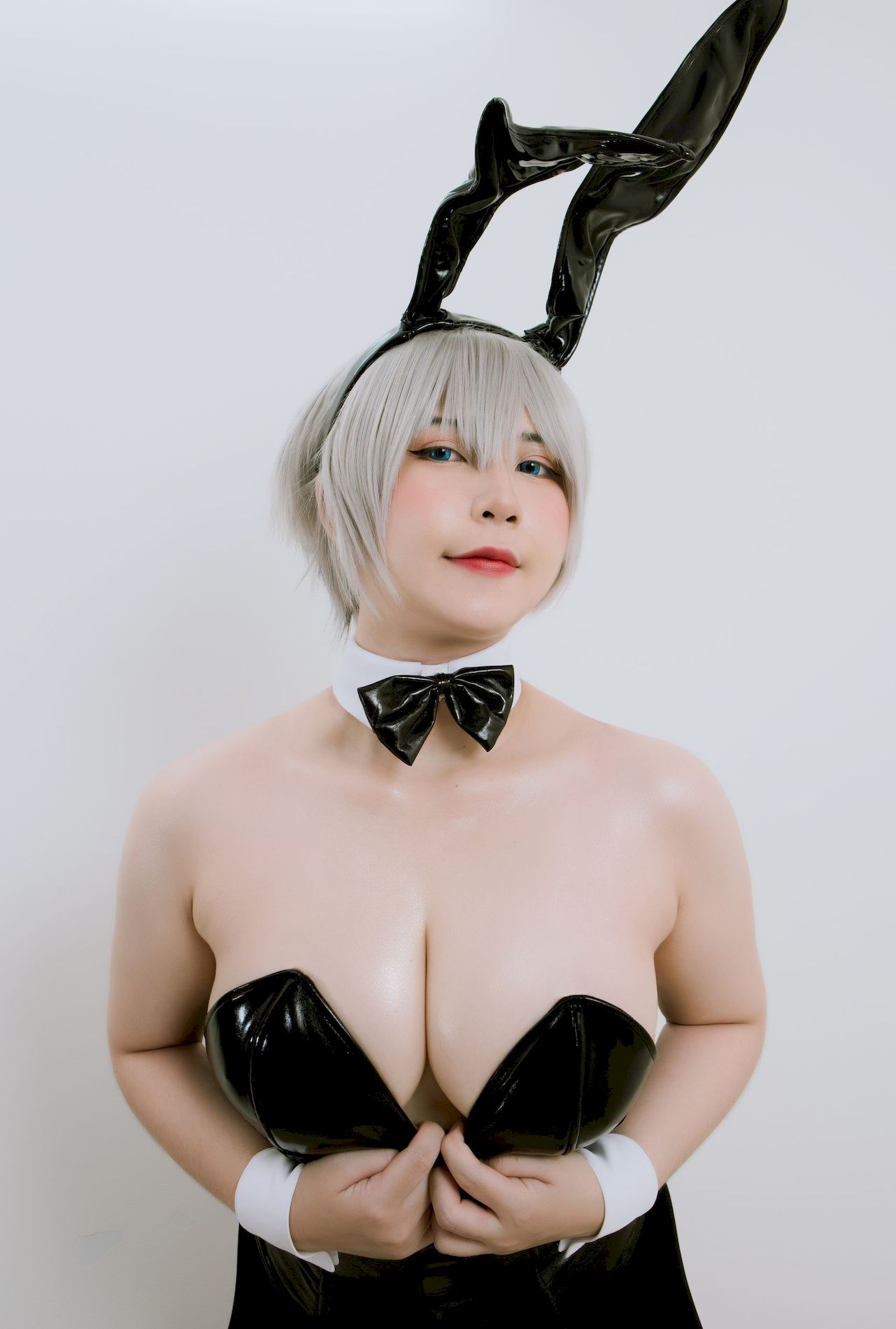 Uy    Uy Uzaki Bunny - 1ҳ